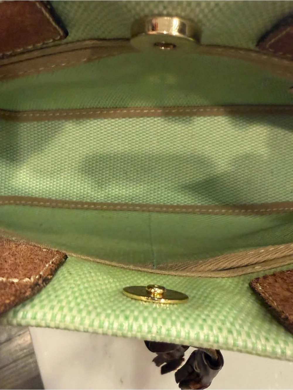 Dooney & Bourke VTG RARE Light Green Basketweave Tote W/Sunflowers EUC - Picture 12 of 12